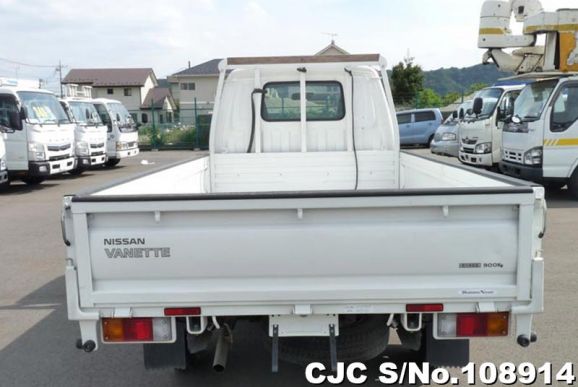 Nissan Vanette in White for Sale Image 6