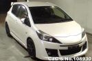 Toyota Vitz in White for Sale Image 0