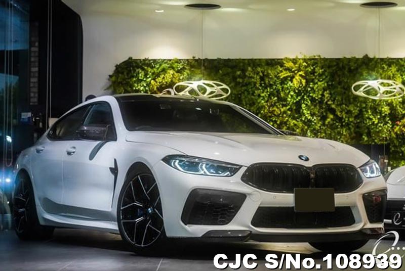 BMW / M8 2020