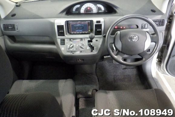 Toyota Raum in Beige for Sale Image 4
