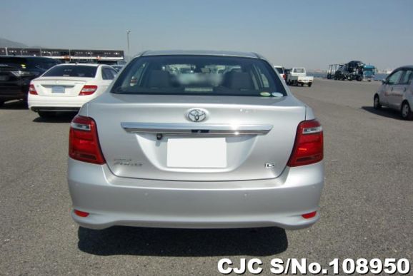 Toyota Corolla Axio in Silver for Sale Image 5