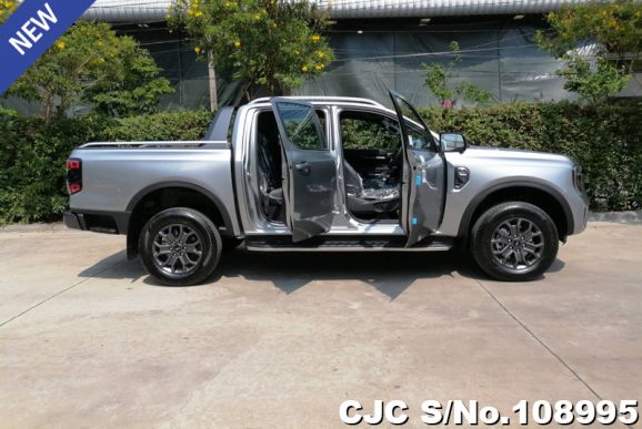 Ford Ranger in Silver for Sale Image 8