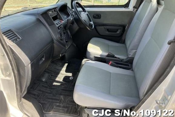Toyota Townace in Silver for Sale Image 5