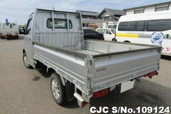 Toyota Liteace Truck in Silver for Sale Image 1