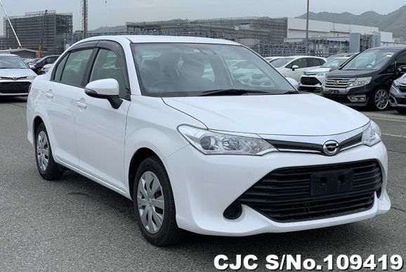 2017 Toyota / Corolla Axio Stock No. 109419