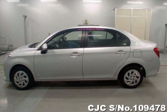 Toyota Corolla Axio in Silver for Sale Image 5
