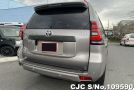 Toyota Land Cruiser Prado in Gray for Sale Image 1