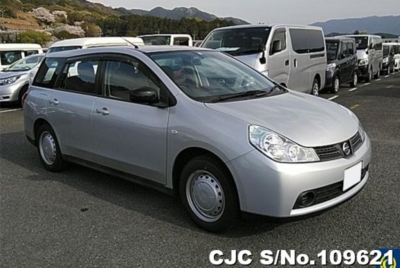 Nissan Wingroad in Silver for Sale Image 0