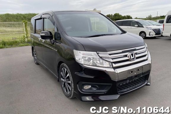 2014 Honda / Step Wagon Stock No. 110644