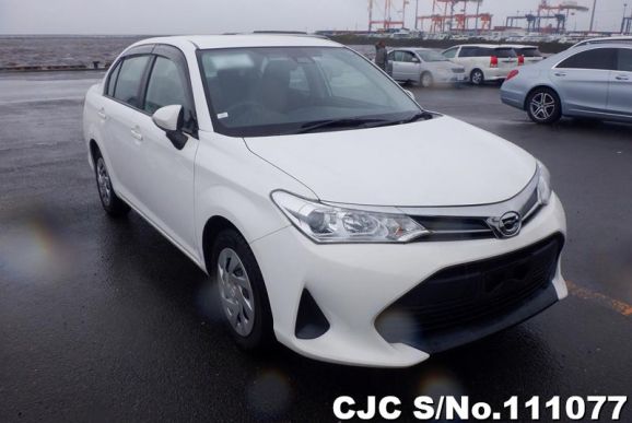 2017 Toyota / Corolla Axio Stock No. 111077