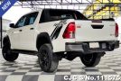 Toyota Hilux in White for Sale Image 2