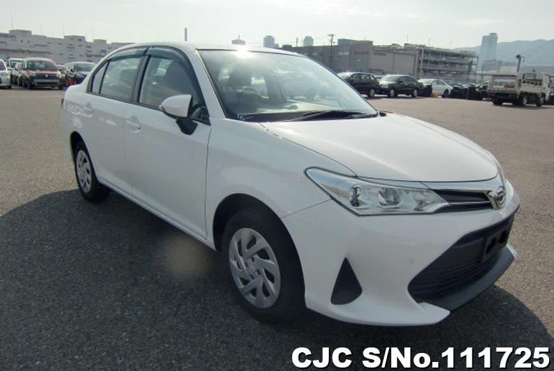 2018 Toyota Corolla Axio Super White for sale | Stock No. 111725