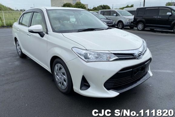 2017 Toyota / Corolla Axio Stock No. 111820