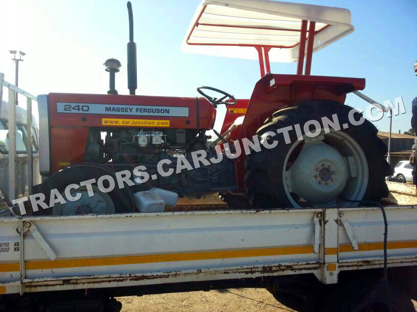 Massey Ferguson MF-240
