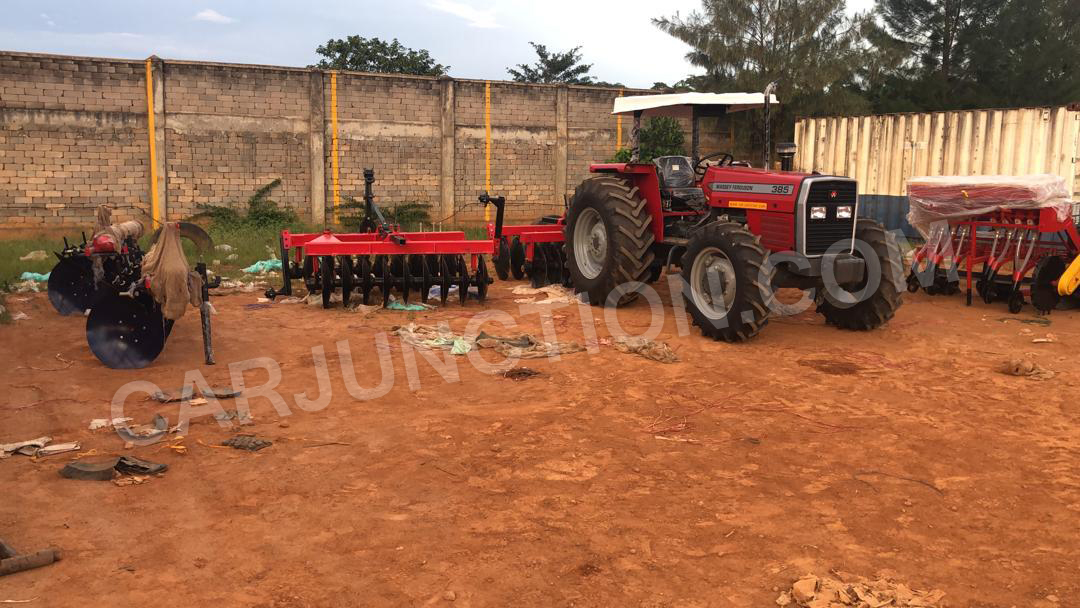 Massey Ferguson MF-385/4WD